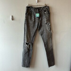 #166 Gray Ripped Jeans